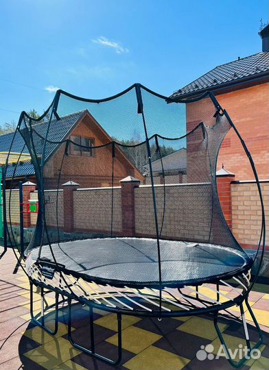 Батут овальный Springfree O77 A с фиксаторами