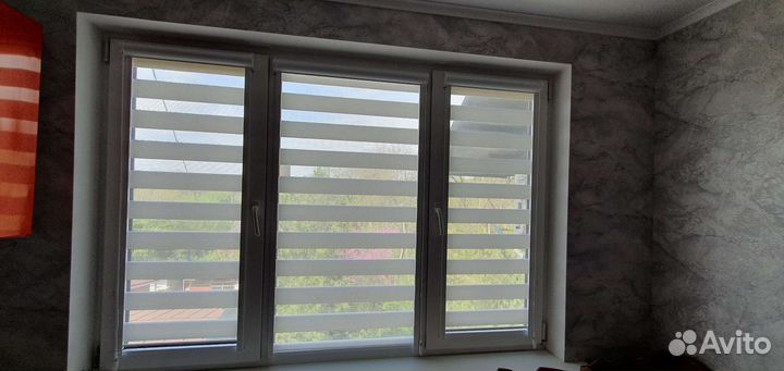 Жалюзи рулонные шторы день ночь