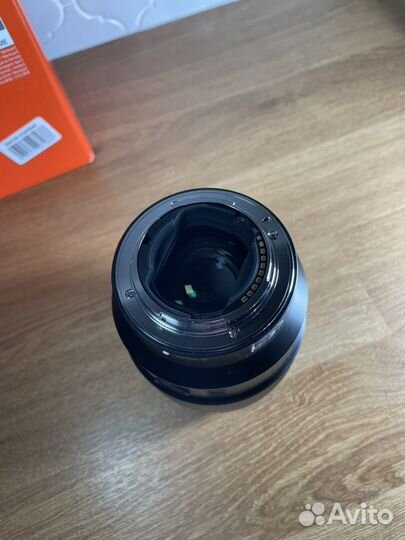 Sony FE 85mm f1.8