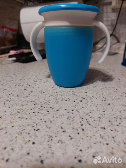 Поильник непроливайка