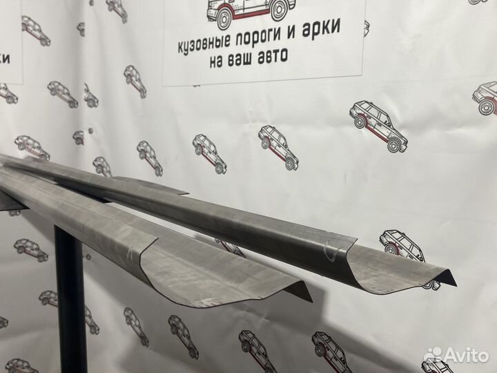 Mitsubishi Pajero Sport пороги + усилители левый