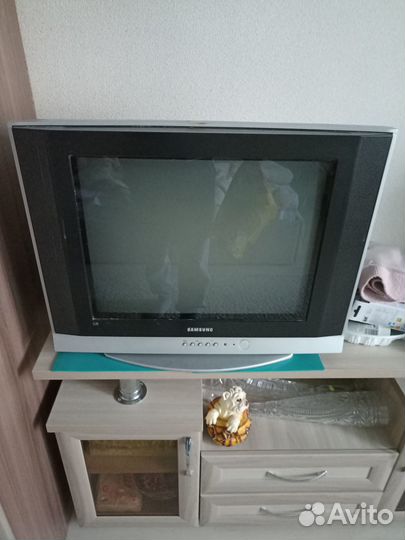 Телевизор samsung