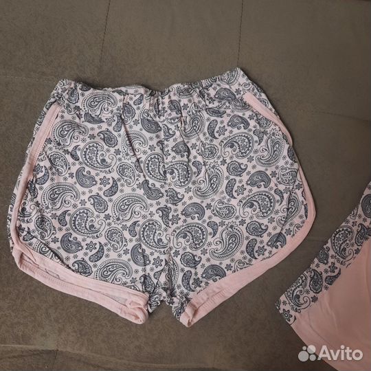 Костюм женский