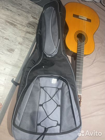 Гитара yamaha c70 + футляр для гитары