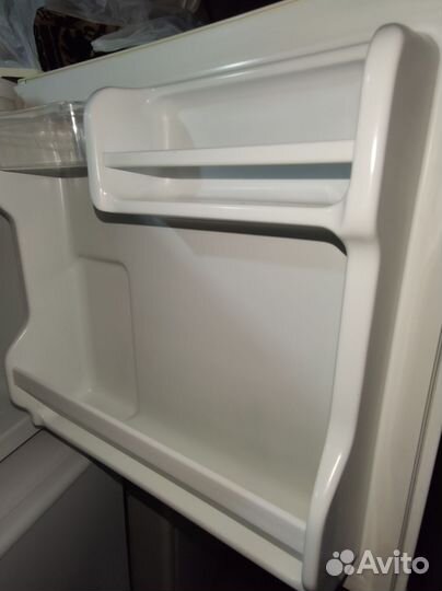 Холодильник кубик мало бу
