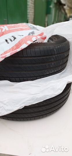 Michelin Primacy 4 215/65 R17 99V