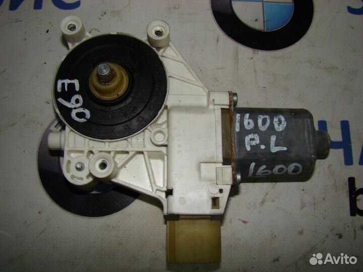 Мотор стеклоподьемника перед.левый bmw e90(N46) 20