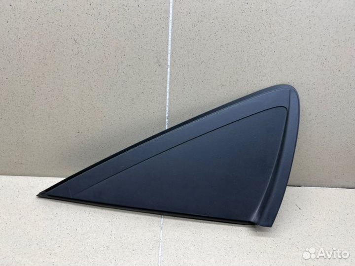 Накладка заднего крыла левая Hyundai Solaris седан