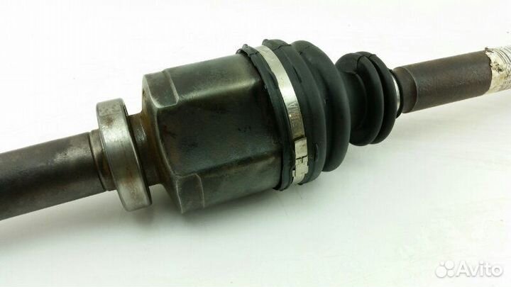 Привод передний правый Renault Scenic JM1E K9K732