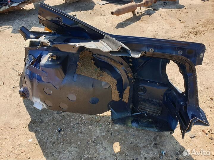 Крыло заднее правое четверть audi a4 b5 седан ауди