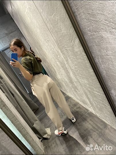 Брюки кожаные бежевые