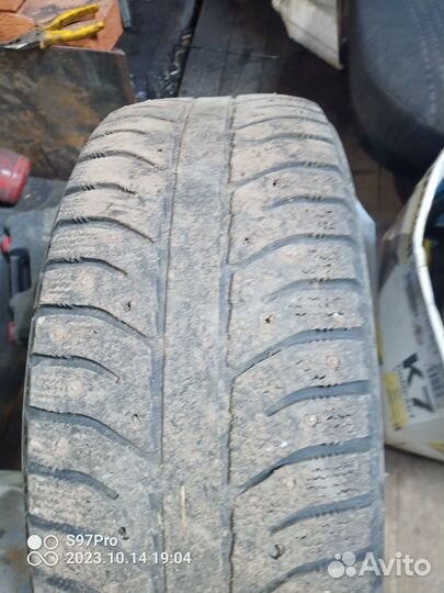 Bridgestone Ice Cruiser 5000 205/60 R16