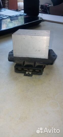 Реле регулятор вентилятора отопителя лифан