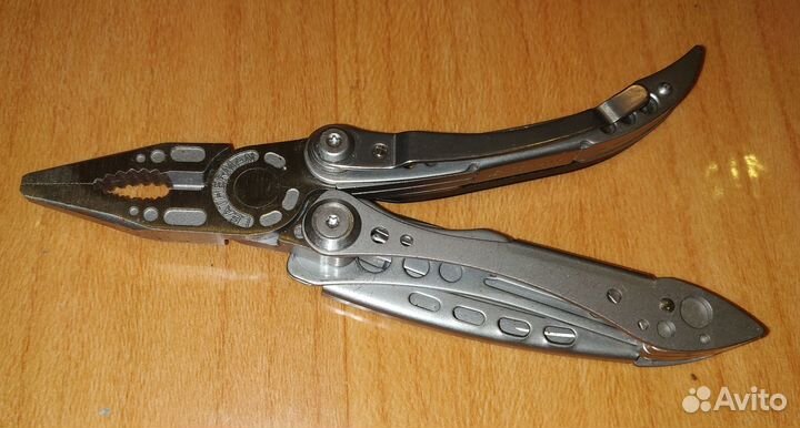 Мультитул Leatherman Freestyle