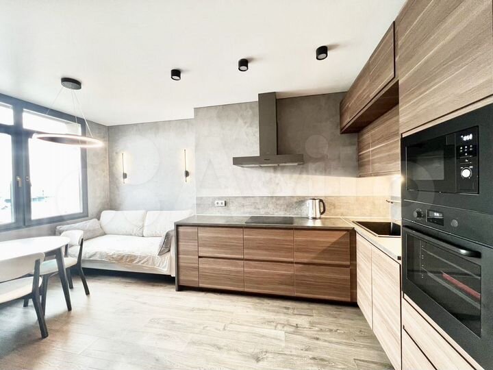 2-к. квартира, 55 м², 8/20 эт.