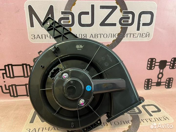 Моторчик печки Polo Rapid 2010-2023