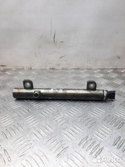 Топливная рампа Opel Astra 1.9 Z19DTH 2007