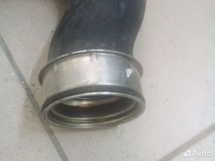 Патрубок интеркуллера Mercedes ML163 A1635016182