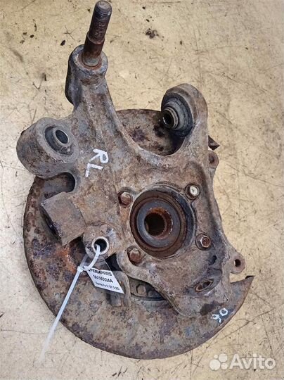 Кулак задний левый Hyundai Santa Fe CM