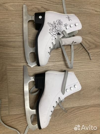 Коньки фигурные Norday Sofia, 30 размер