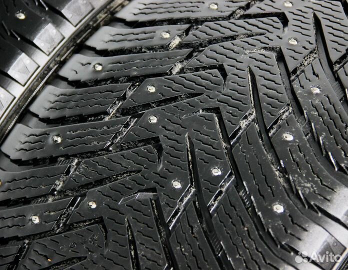 Nokian Tyres Hakkapeliitta 8 SUV 265/45 R20 и 295/40 R20