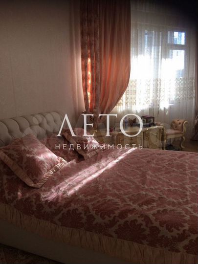 2-к. квартира, 84 м², 4/7 эт.