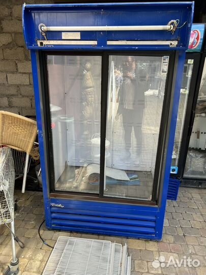 Холодильник витрина бу для напитков