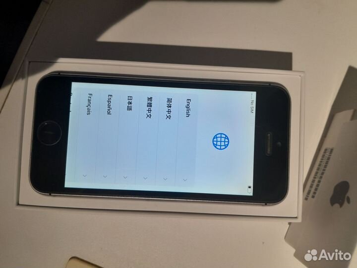 iPhone SE, 32 ГБ