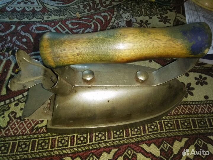 Старый утюг