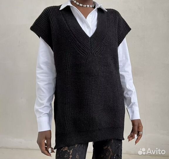 Жилетка женская вязаная