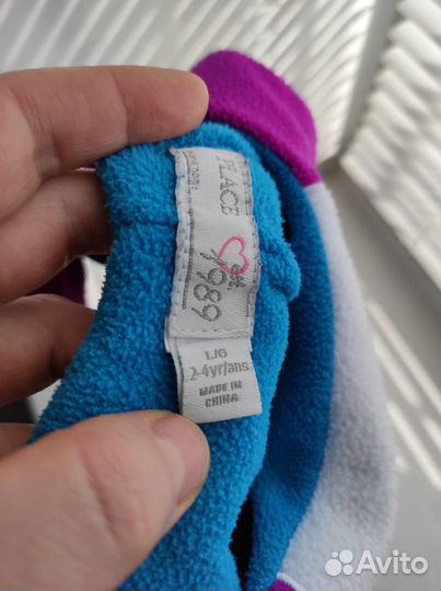 Весенняя шапка на девочку