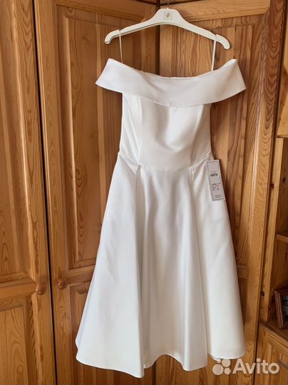 Вечернее платье 44