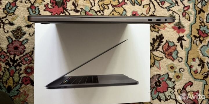 MacBook Pro 15 2018 180 циклов