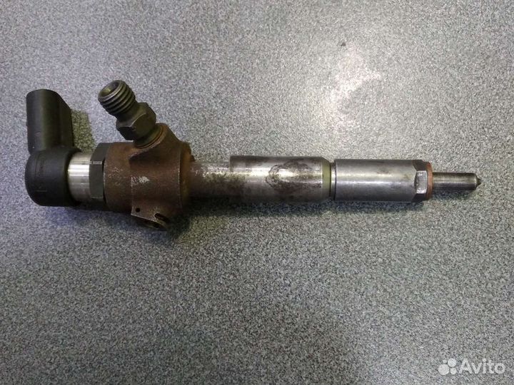 Продам форсунку дизель