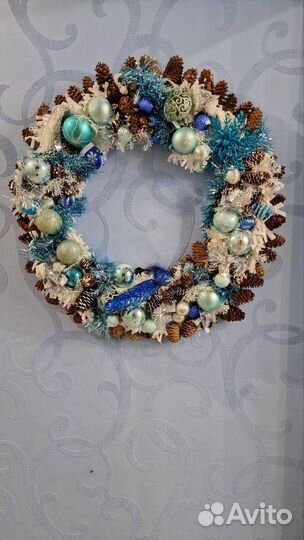 Новогодний венок ручной работы 70см