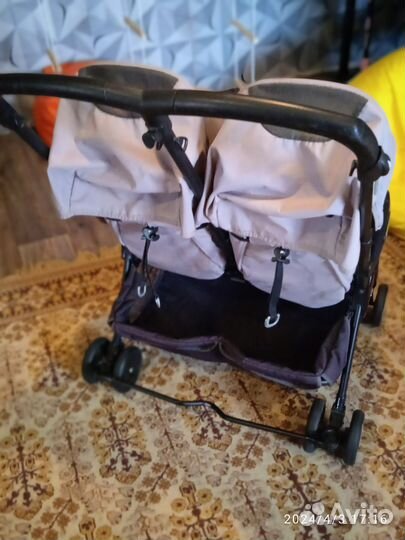 Прогулочная коляска для двойни или погодок