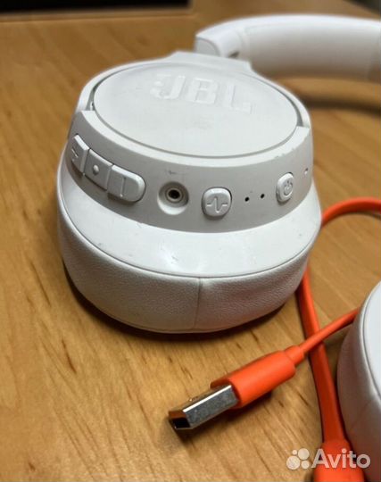 Беспроводные наушники jbl tune 760nc