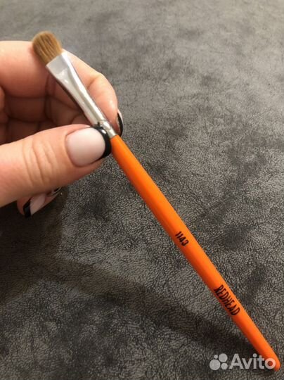 Кисть для макияжа redhead