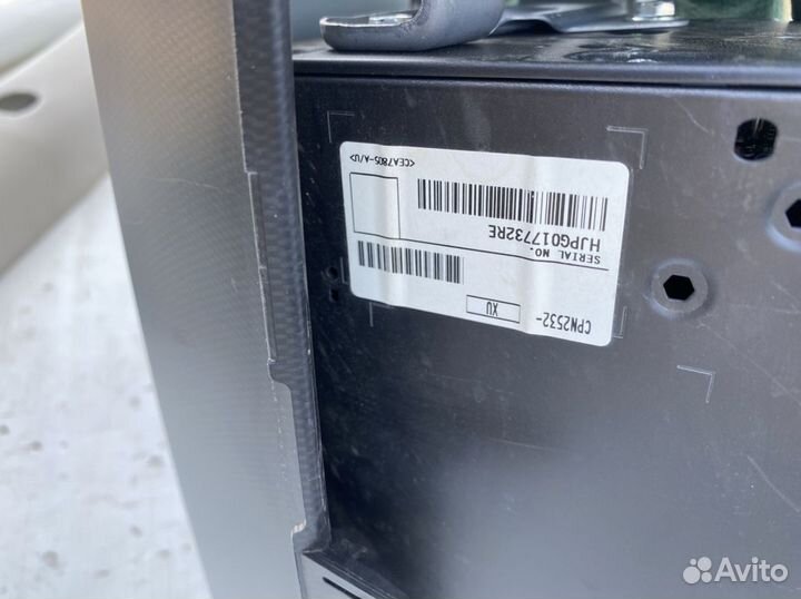 Toyota Land Cruiser 200 магнитола