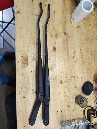 Поводки дворников Hyundai Elantra XD