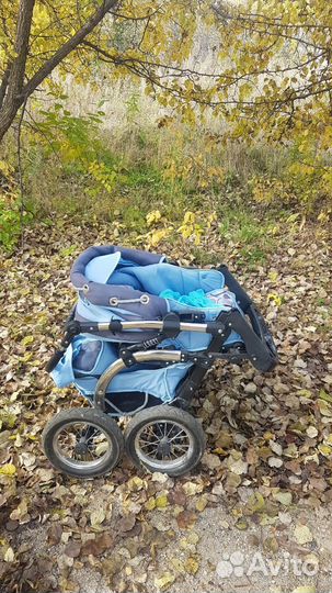 Коляска много в одном