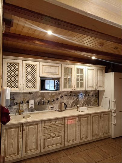 Дом 200 м² на участке 5 сот.