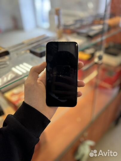 iPhone X, 64 ГБ