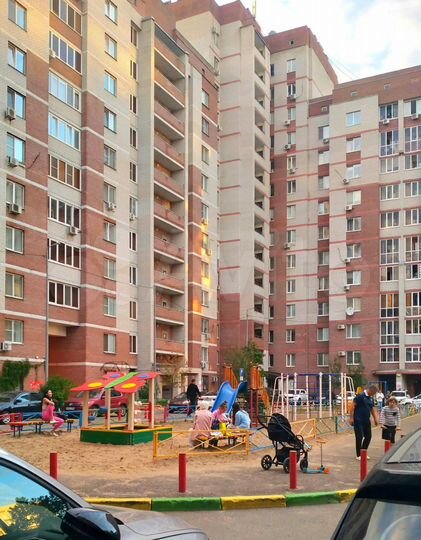 4-к. квартира, 106,3 м², 2/8 эт.