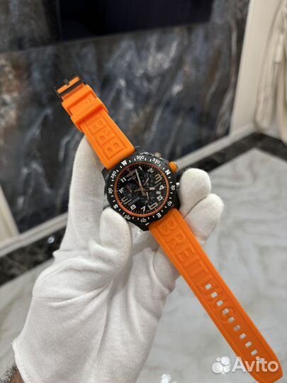 Часы breitling