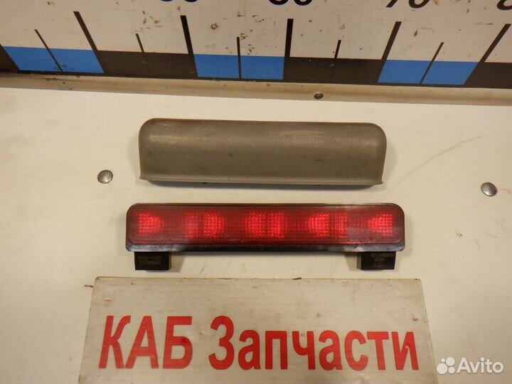 Дополнительный стоп сигнал Фонарь Mitsubishi L400