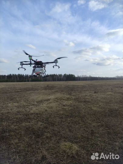 Агро-дрон, квадрокоптер для сельского хозяйства