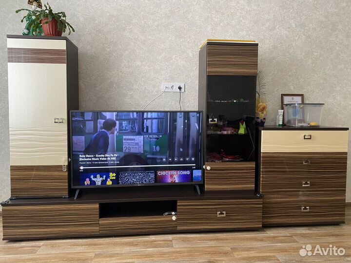Мебель в гостиную бу