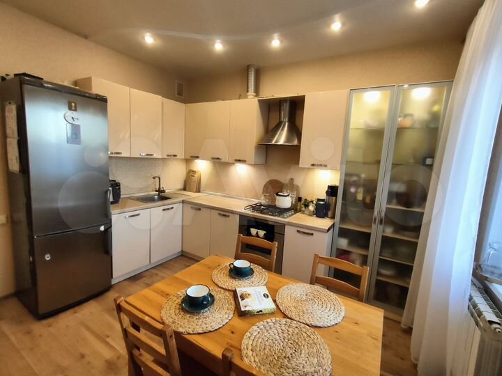 4-к. квартира, 73 м², 9/9 эт.