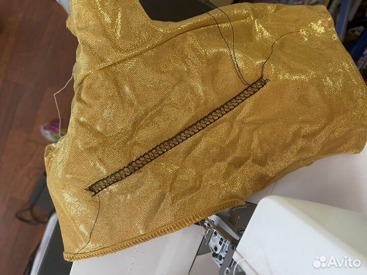 Коверлок pfaff 4852